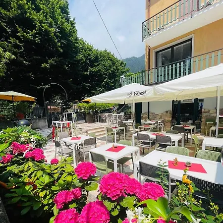 Ca' Ai Tigli Tignale